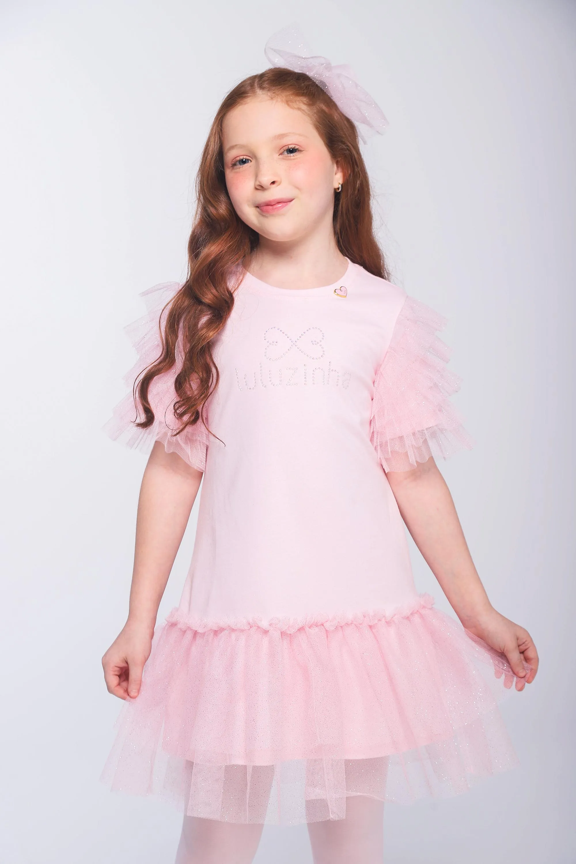Menina com vestido Luluzinha em cotton com tule glitter